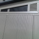 Caseta de jardín HDPE Sunlife de una vertiente 6,5m² crema y gris + suelo - JOBU