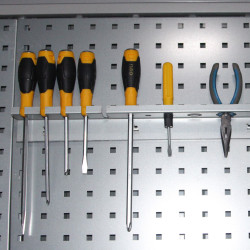 Portaherramientas para panel perforado metálico Kosto - X-METAL